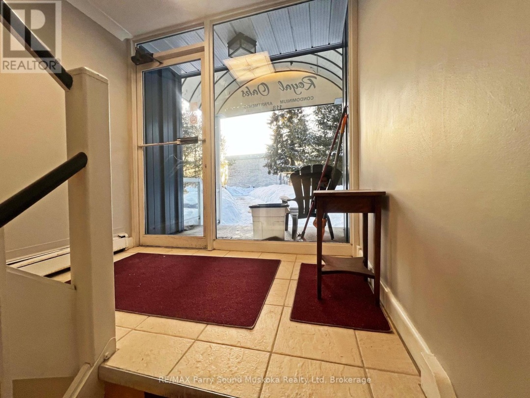 4 - 118 ISABELLA STREET, Parry Sound