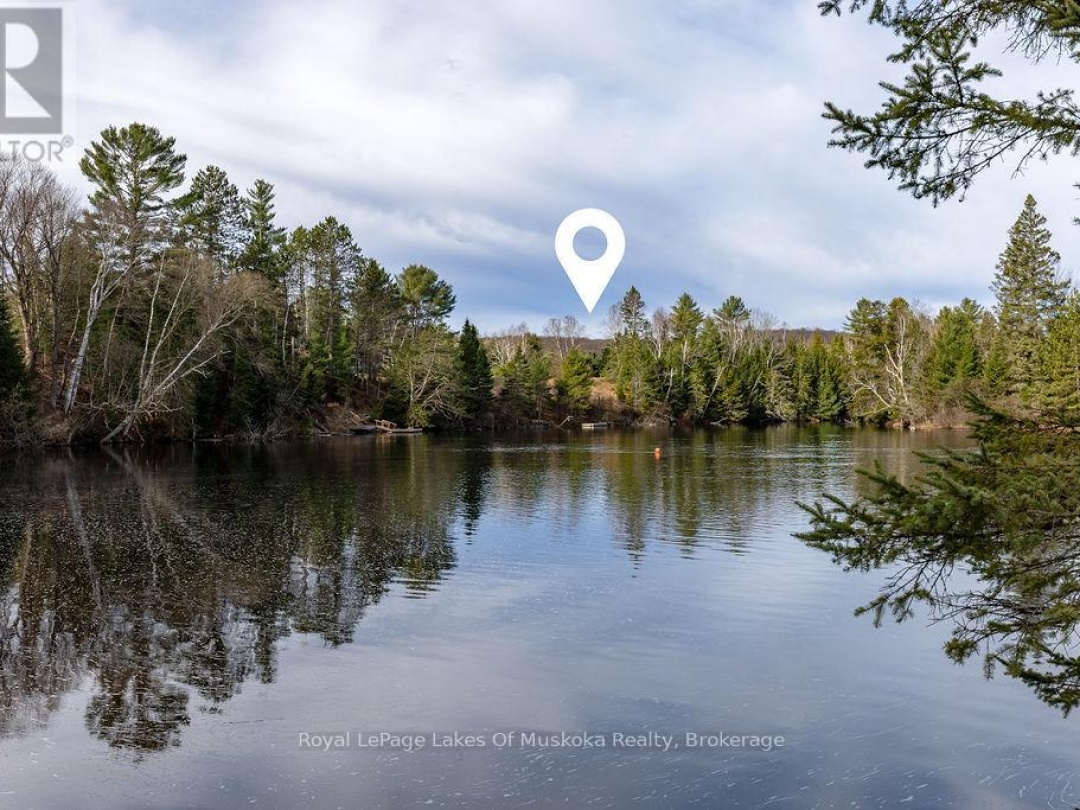 18 SHELLWOOD SHORES AVENUE, Lake Muskoka