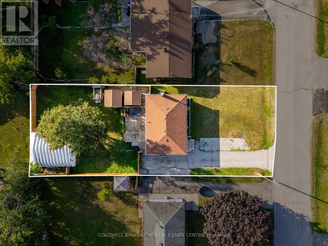 7 LEACH STREET, 