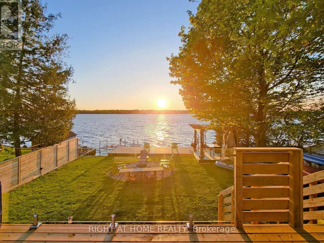 62 ANTIQUARY ROAD, Canal Lake