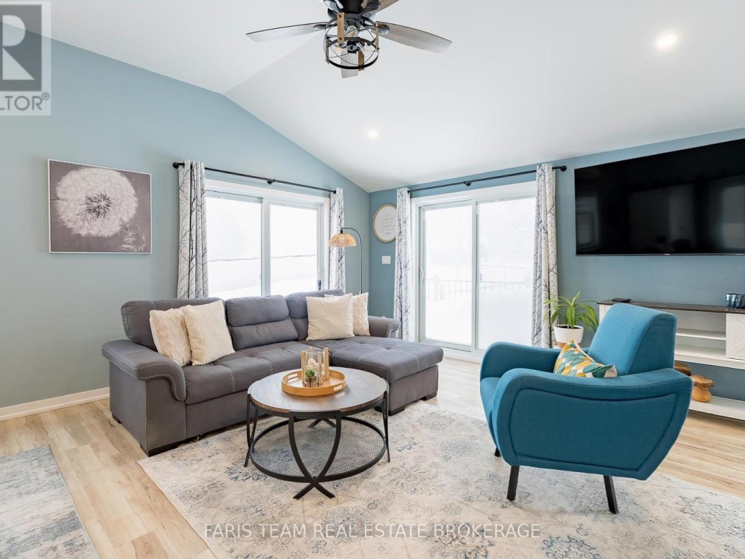 550 SECOND AVENUE, Tay (Port McNicoll)