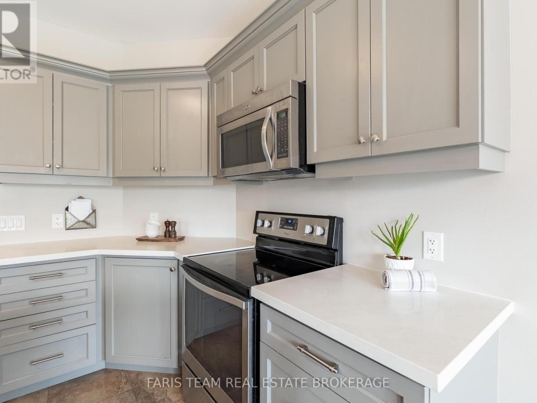53 BOYD CRESCENT, Oro-Medonte (Moonstone)