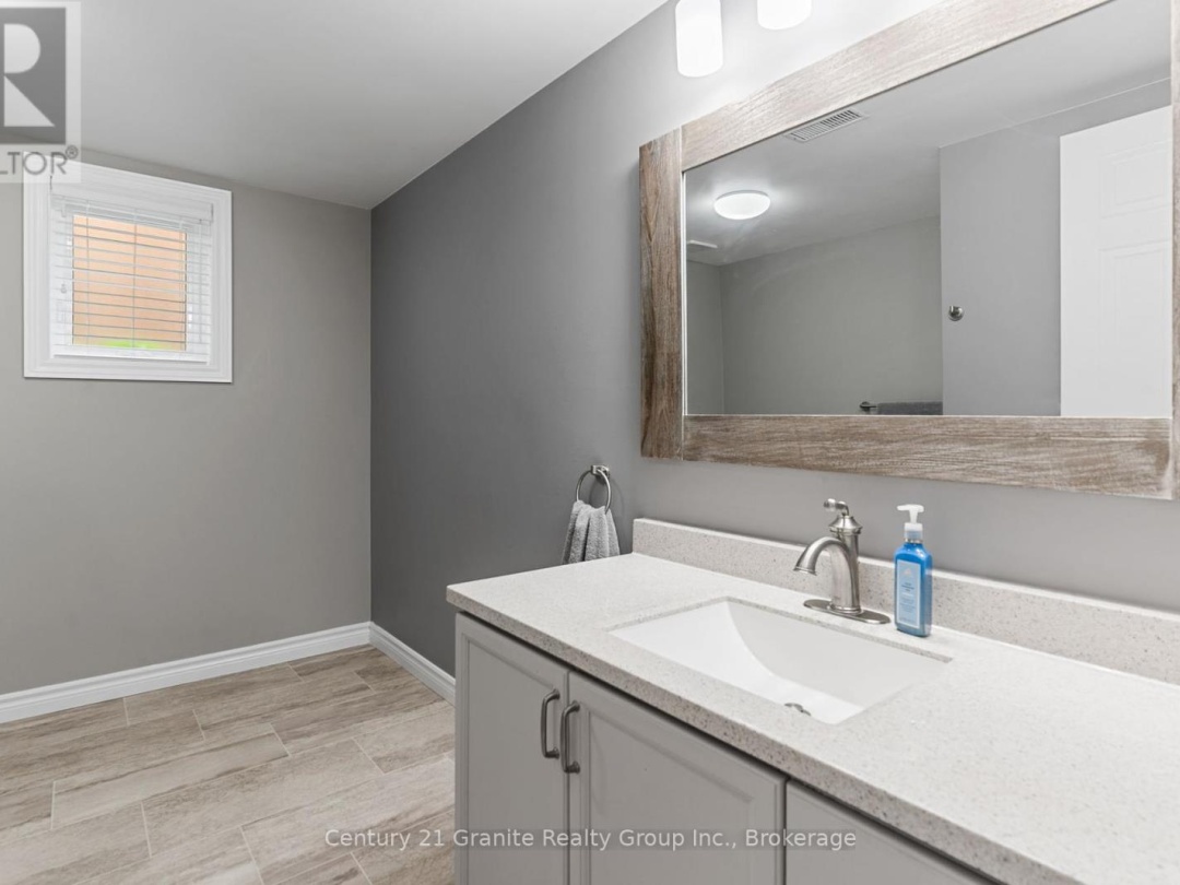 4 BIRCH CRESCENT, 