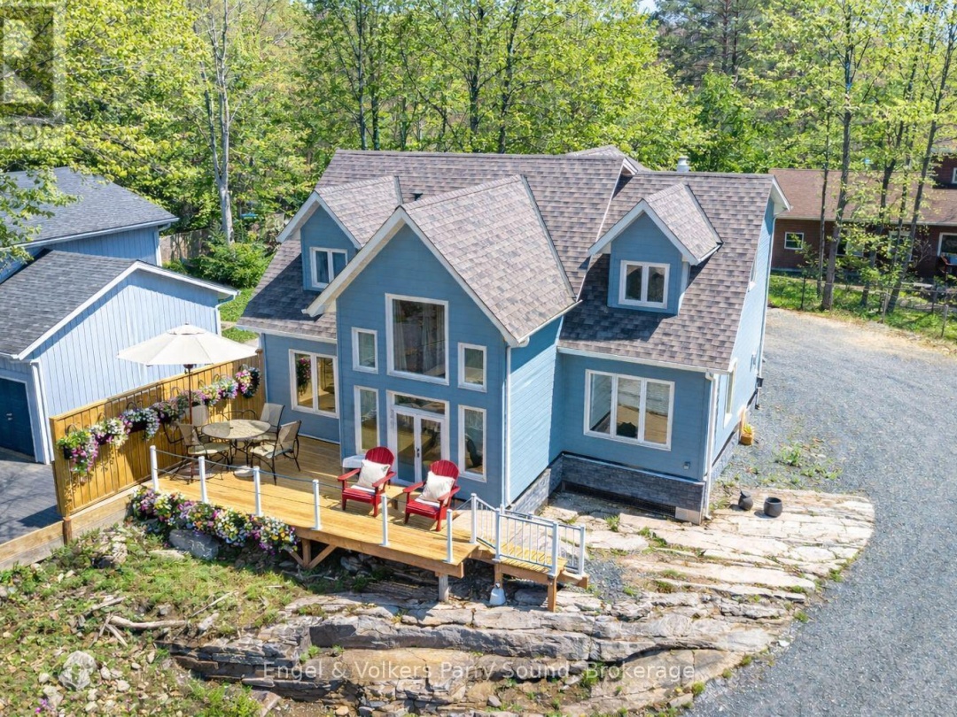 29 QUEEN STREET, Parry Sound