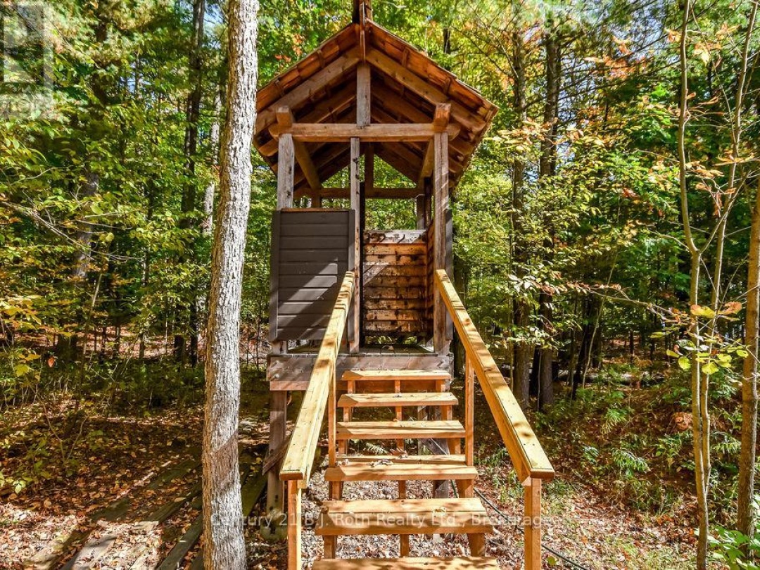 756 BROWNING ISLAND, 