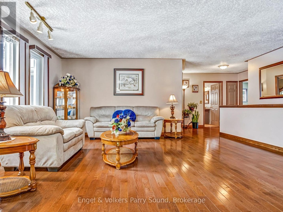 3 SQUIRREL AVENUE, McDougall