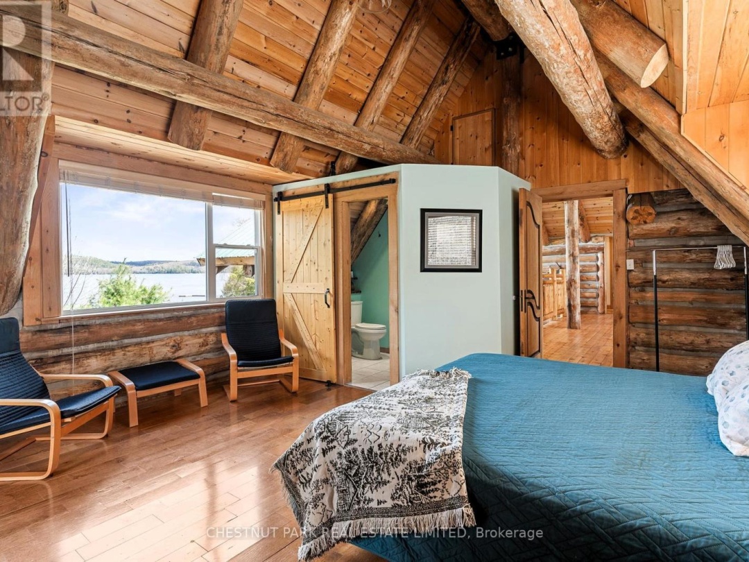 1068 RATTLESNAKE ROAD, Redstone Lake