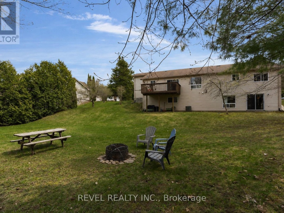 32 HICKORY LANE, Oro-Medonte (Sugarbush)