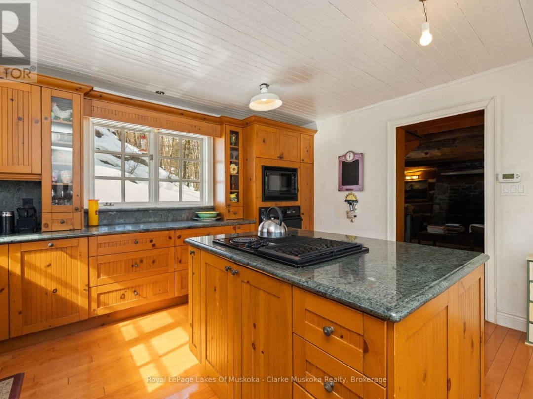 250 CLEAR LAKE ROAD, Lake Joseph