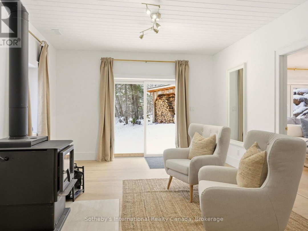 2435 RAVENSCLIFFE ROAD, 