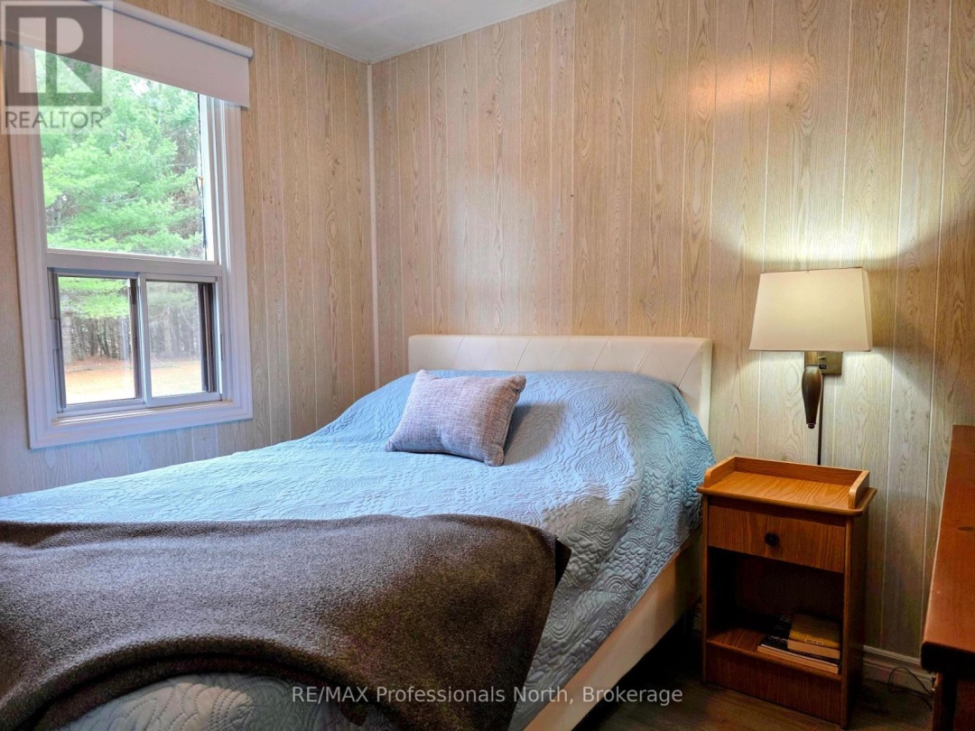 1037 WEST ROAD, Minden Hills (Minden)