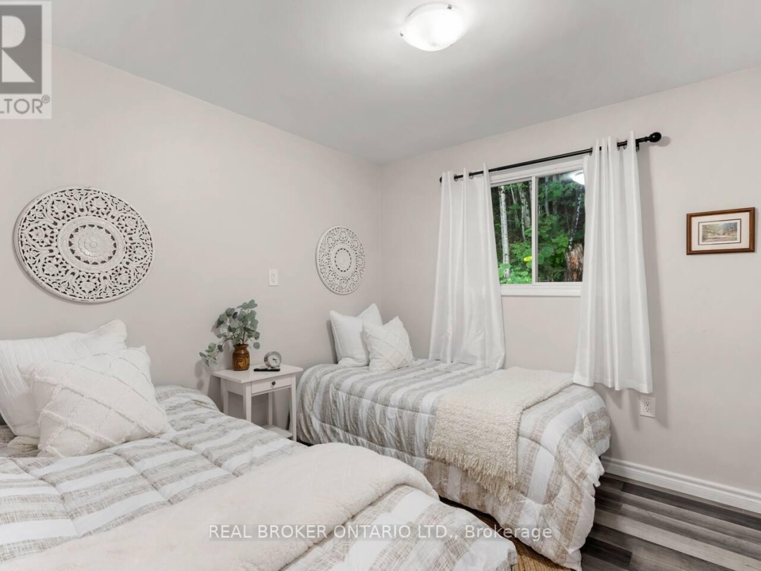 1027 SPENSOR'S TRAIL, 