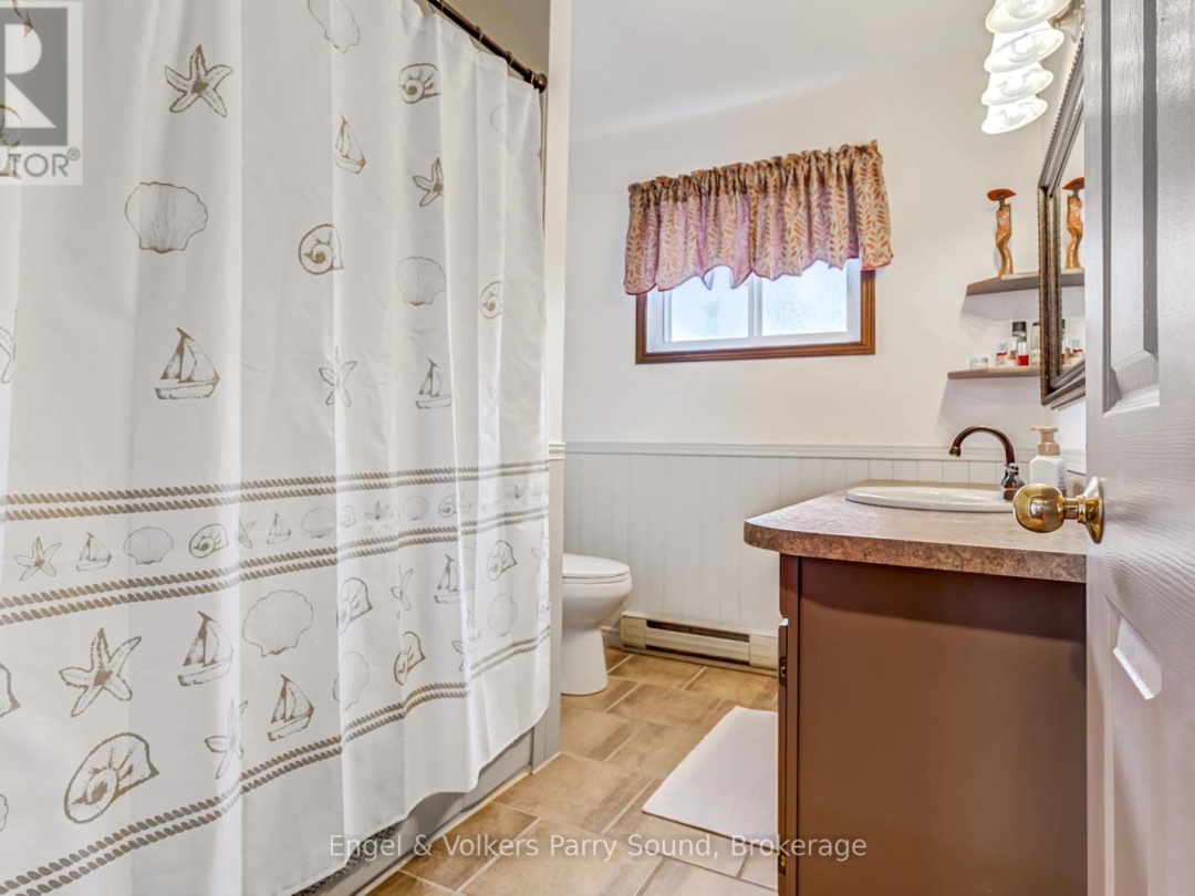 3 SQUIRREL AVENUE, McDougall