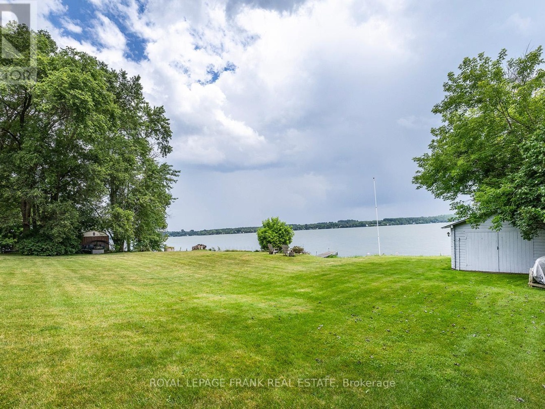 46 Lakeview Boulevard, Scugog Lake