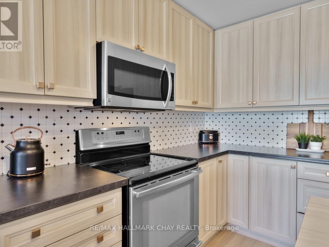 6 CARNOUSTIE LANE, Georgian Bay