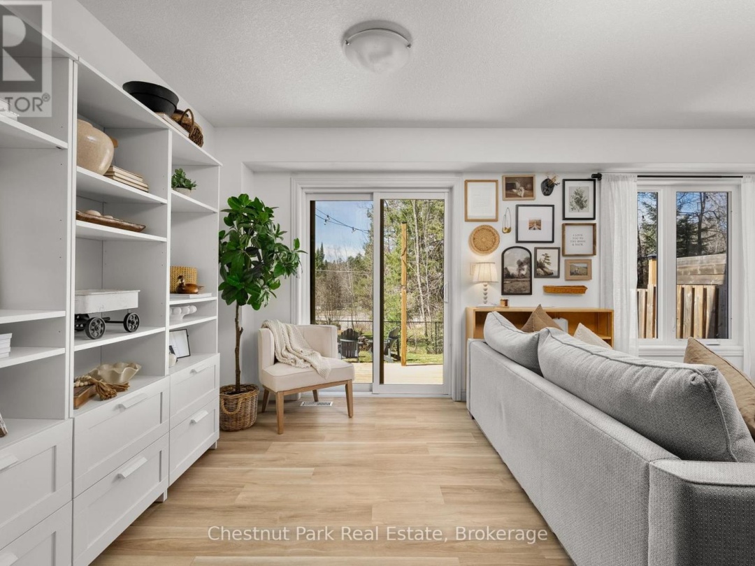 5 BROOKSIDE CROSSING, Huntsville (Chaffey)