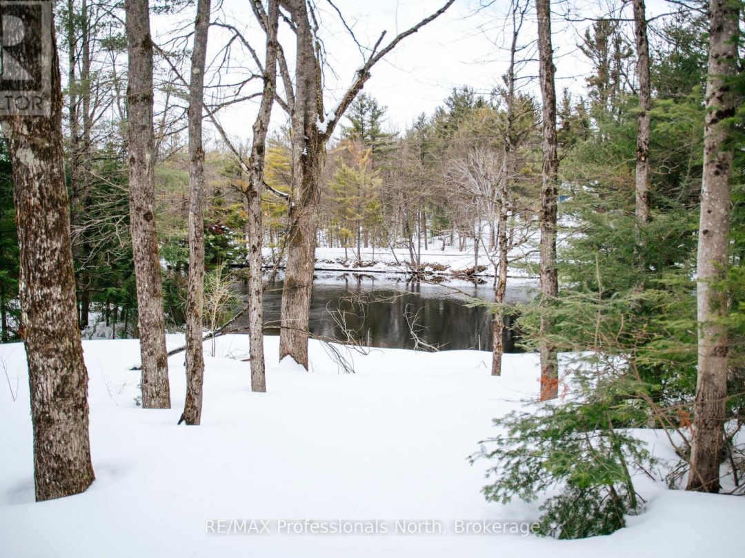 1114 RIVER HAVEN ROAD N, Muskoka River
