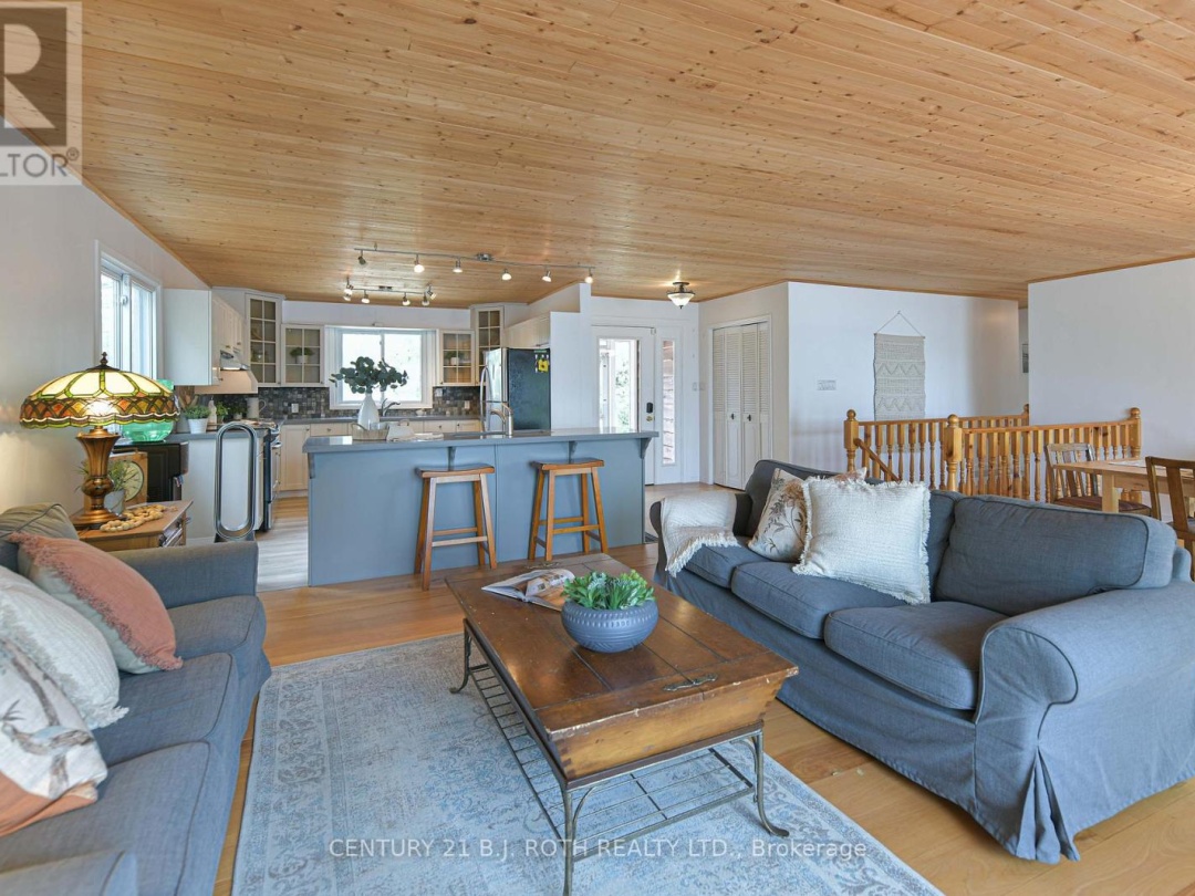 71 CAMPBELL BEACH ROAD, Dalrymple Lake