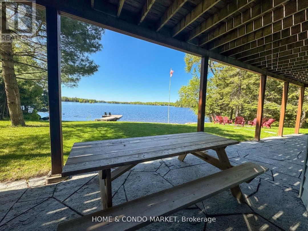 14 CHARLES AVENUE, Manitouwabing Lake