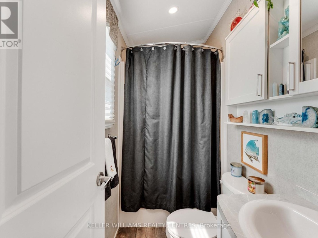 #38 LAKERIDGE - 1047 BONNIE LAKE CAMP ROAD, Bracebridge (Macaulay)