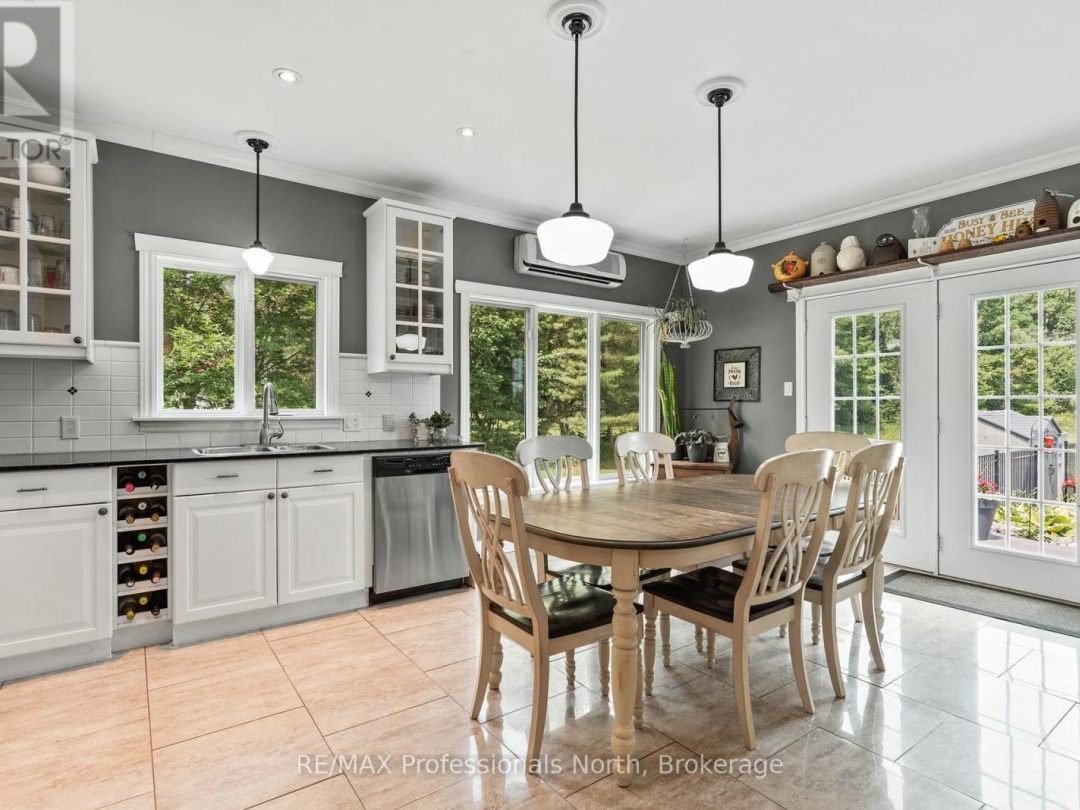 3981 DEEP BAY ROAD, 