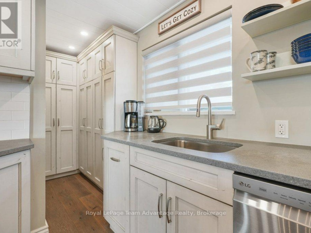 2E - 20 RYDER DRIVE, McDougall