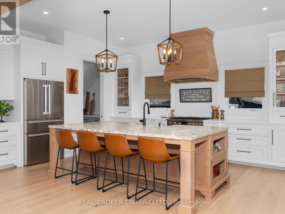 3239 CRESCENT BAY ROAD, 