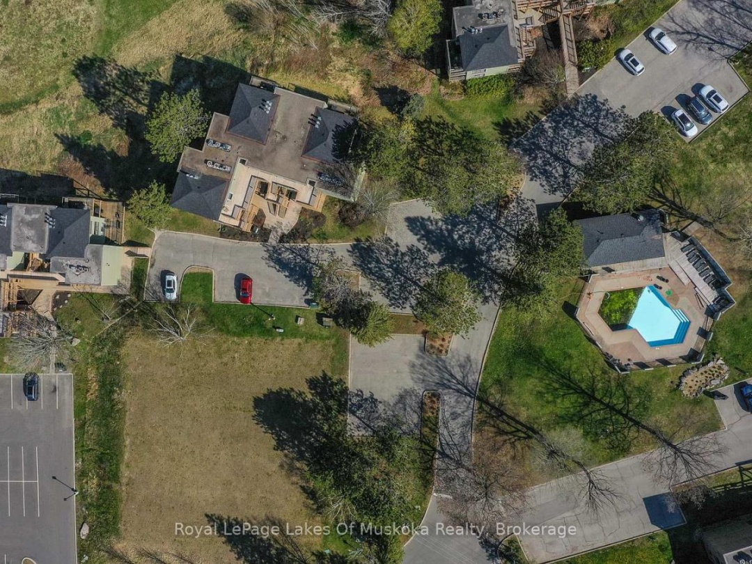 301 - 29 TENNISVIEW DRIVE, 