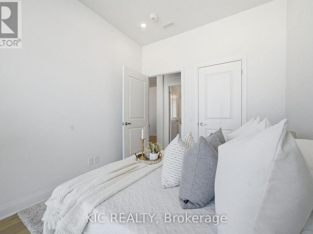 210 - 99 LOUISA STREET, Cameron Lake