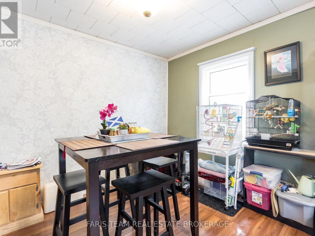 3425 CORONATION AVENUE, Severn (West Shore)