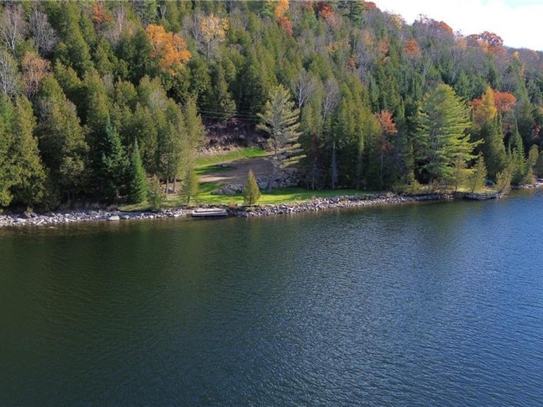 1137 Tumbledown Rock Road, Salerno Lake