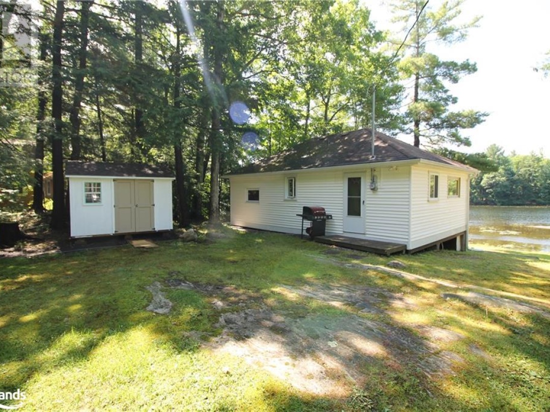 1026 Sutton Drive Unit# 3, Long Lake