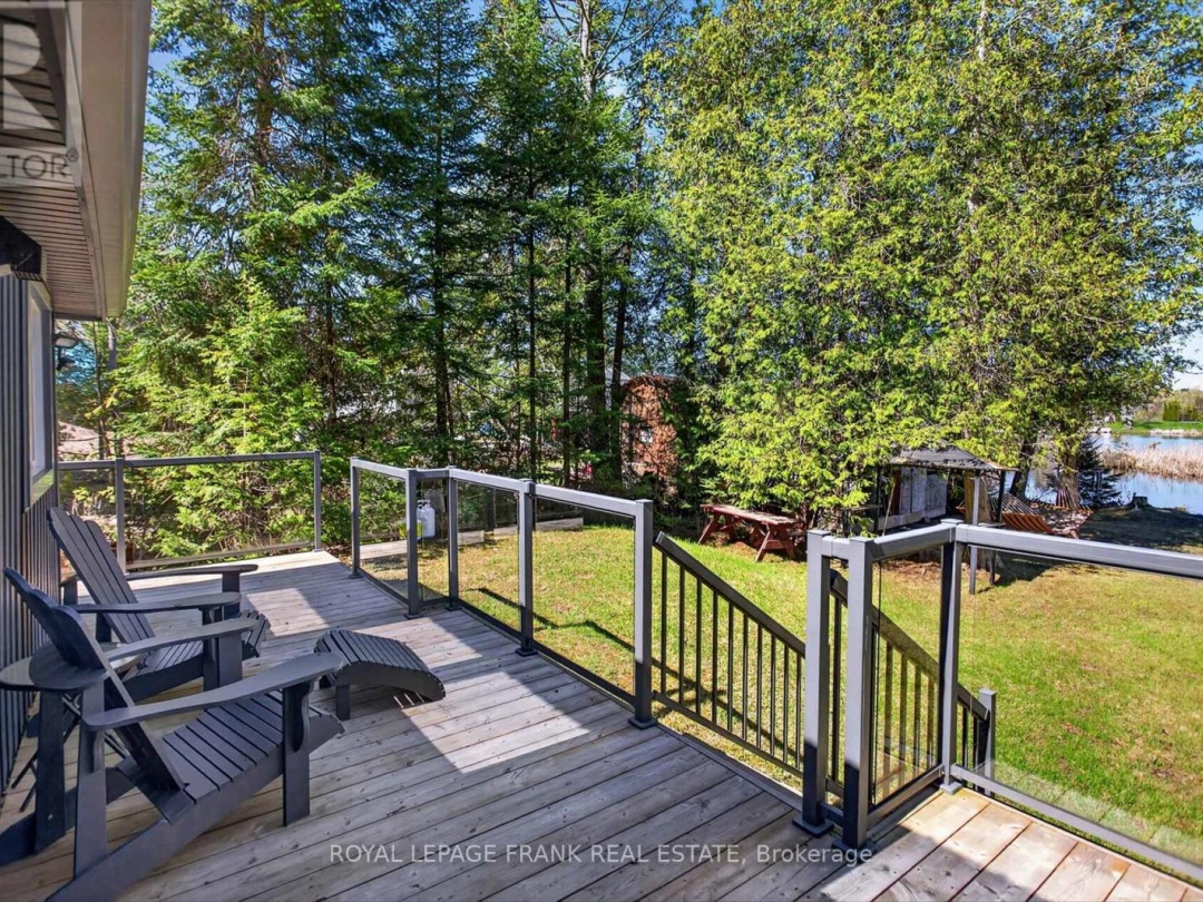 42 SUNSET COURT, Little Bald Lake