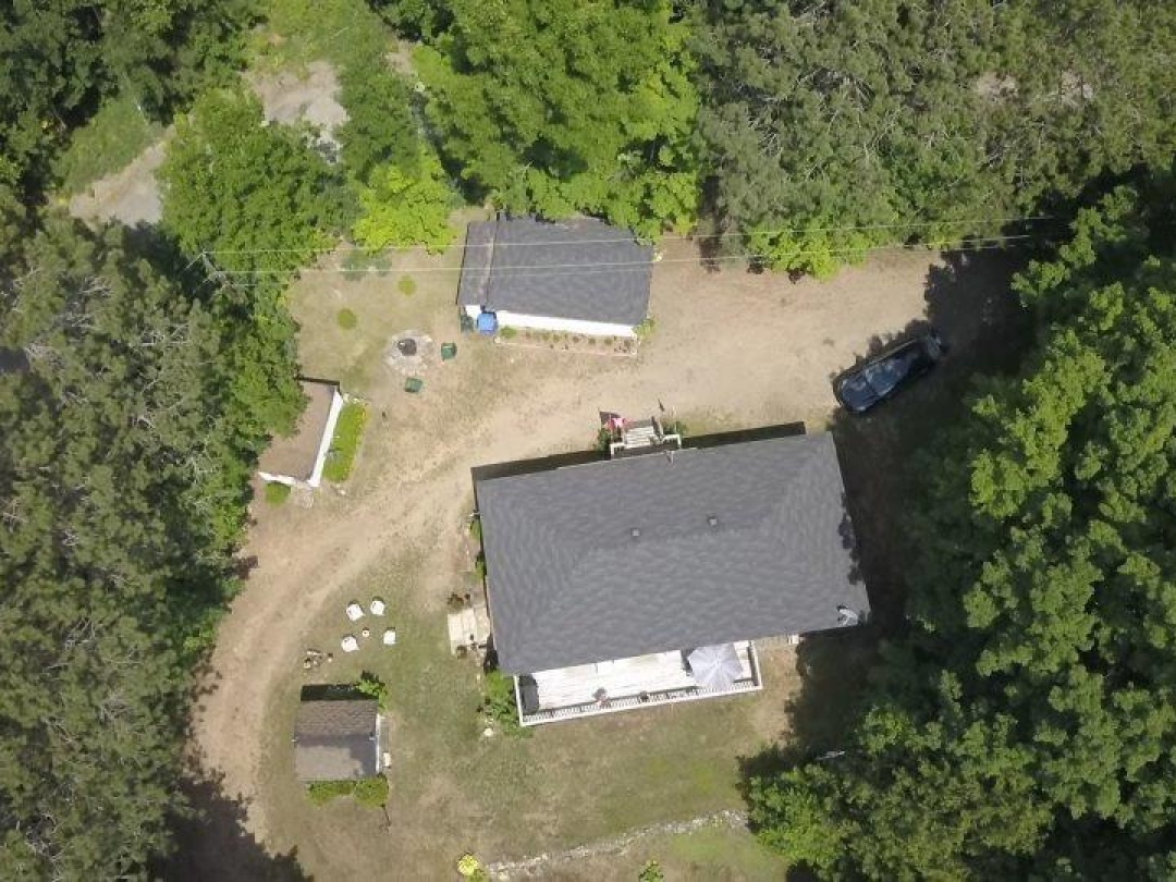 1283 Claude Brown Road, Bob Lake