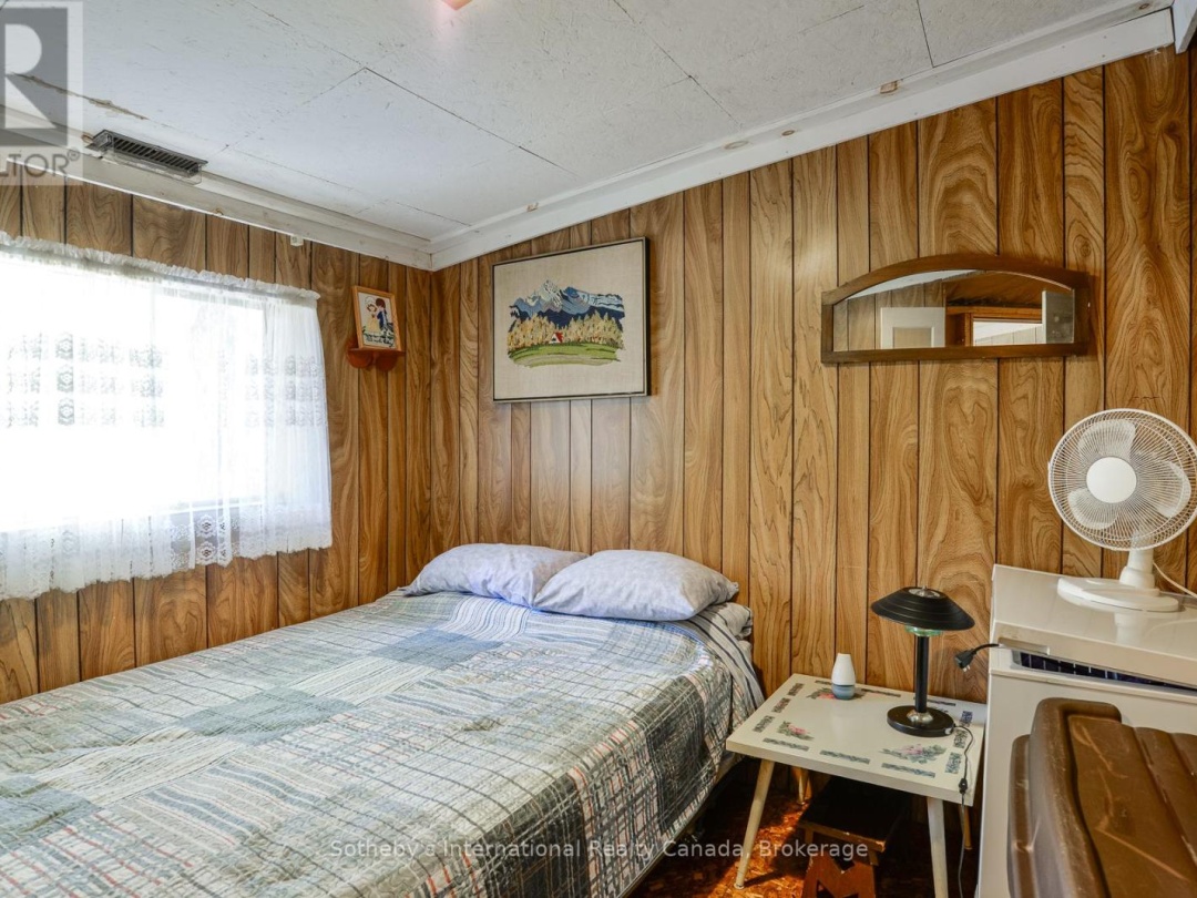 1068 Kahshe Lake Rd S, Gravenhurst (Morrison)