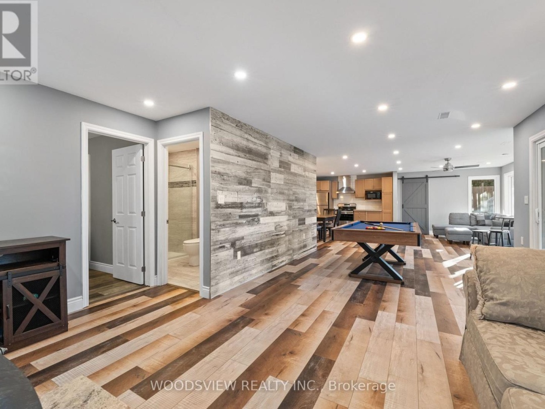 89 LITTLE SILVER WAY, 