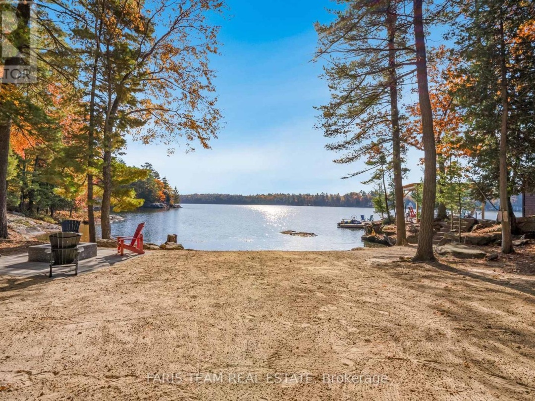 4245 Delta Road, Sparrow Lake