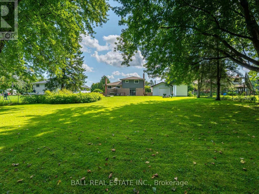 166 VICTORIA DRIVE, Sturgeon Lake