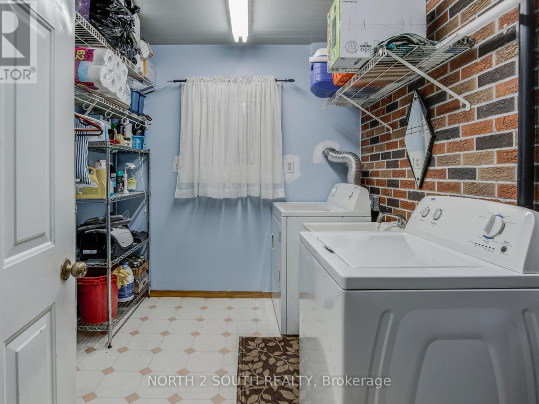 2512 HONEY HARBOUR ROAD, Georgian Bay (Baxter)
