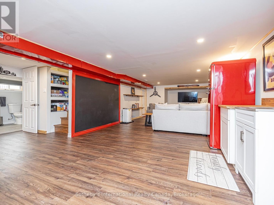 35 PINERIDGE GATE, Gravenhurst (Muskoka (S))