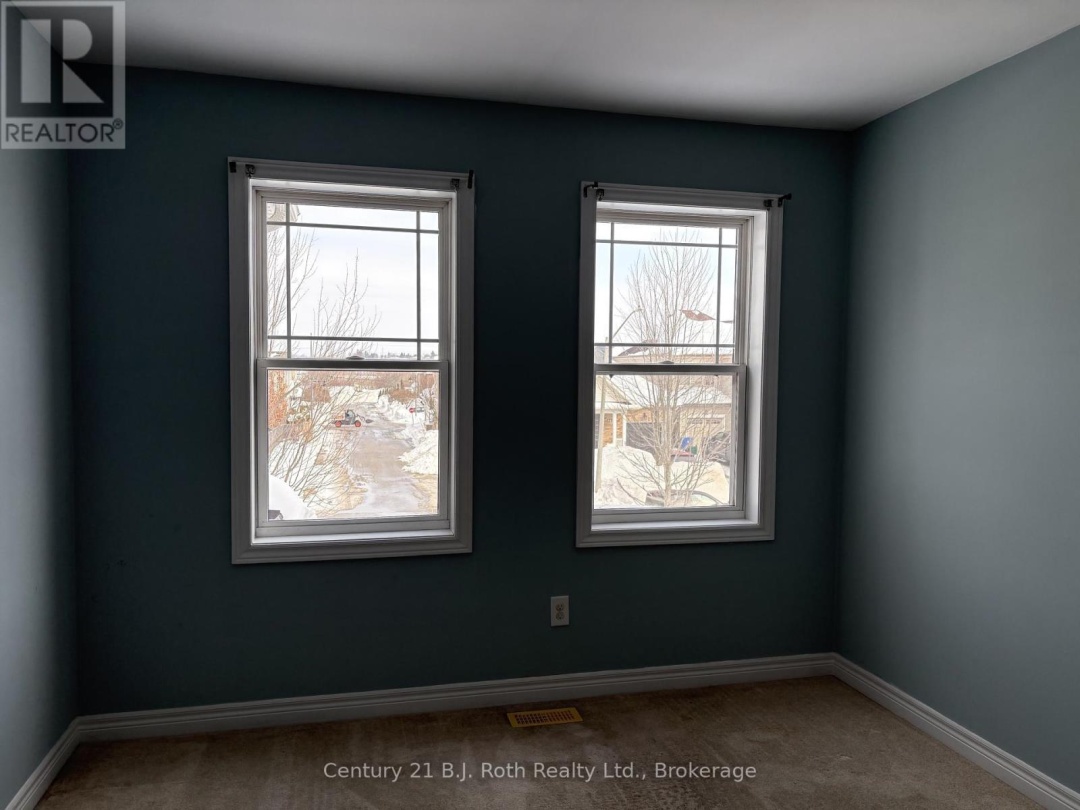 34 PEARL DRIVE, Orillia