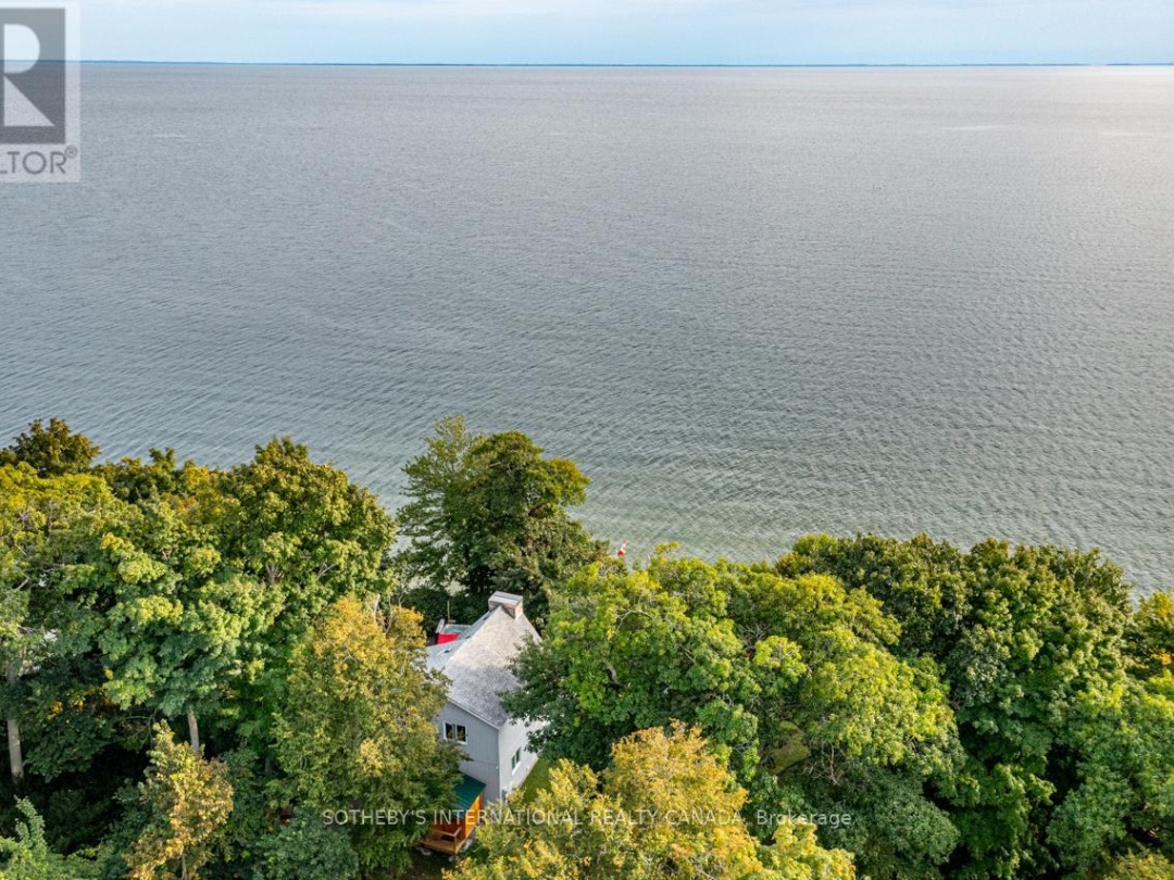 1 & 2 IVY LANE, Lake Simcoe