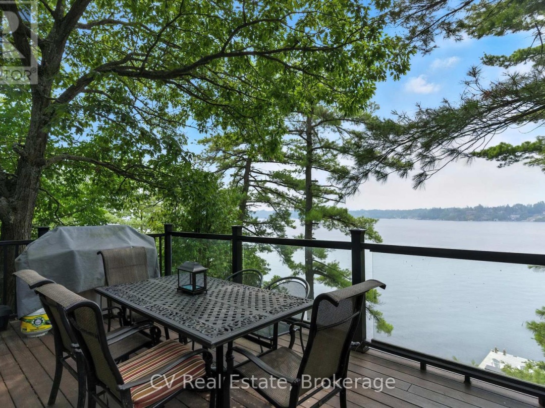 1166 PARKERS POINT ROAD, Lake Muskoka