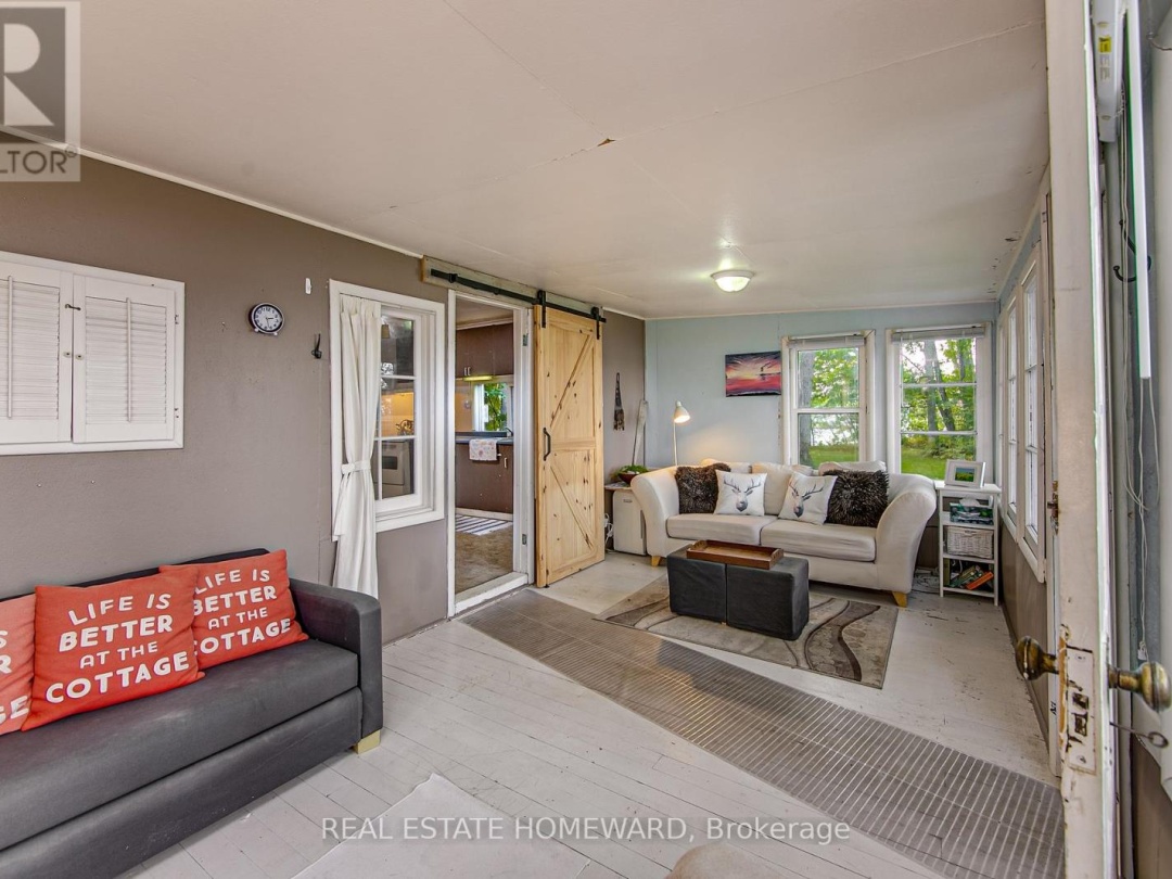1046 BEA DALE LANE, Sparrow Lake