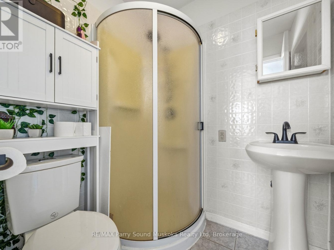 55 A CASCADE STREET E, Parry Sound