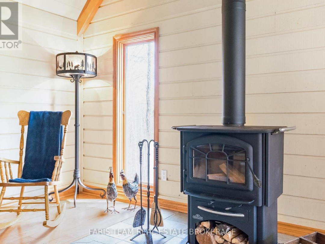 46 HURONWOODS DRIVE, Oro-Medonte (Sugarbush)