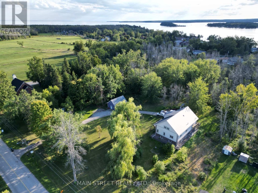 73B COURTLAND STREET, Ramara (Atherley)