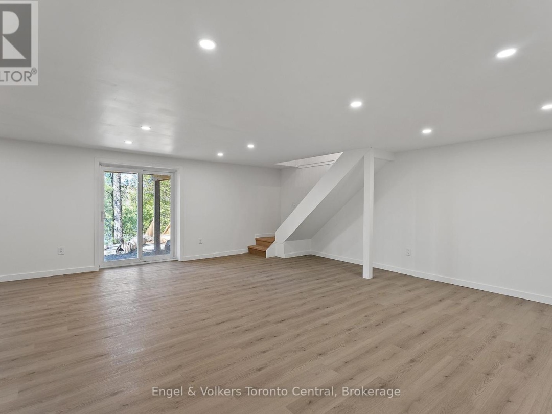 1457 LAKE JOSEPH ROAD, 