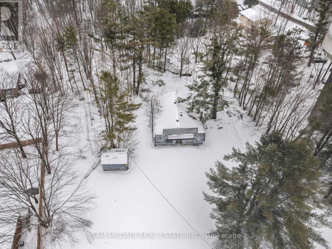 530 MUSKOKA BEACH ROAD, Gravenhurst (Muskoka (S))