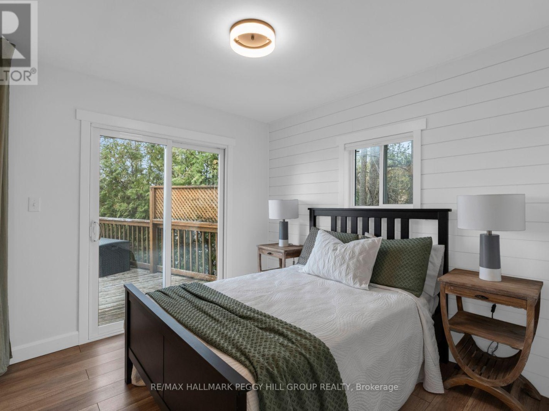 4304 PLUM POINT ROAD, Lake Simcoe